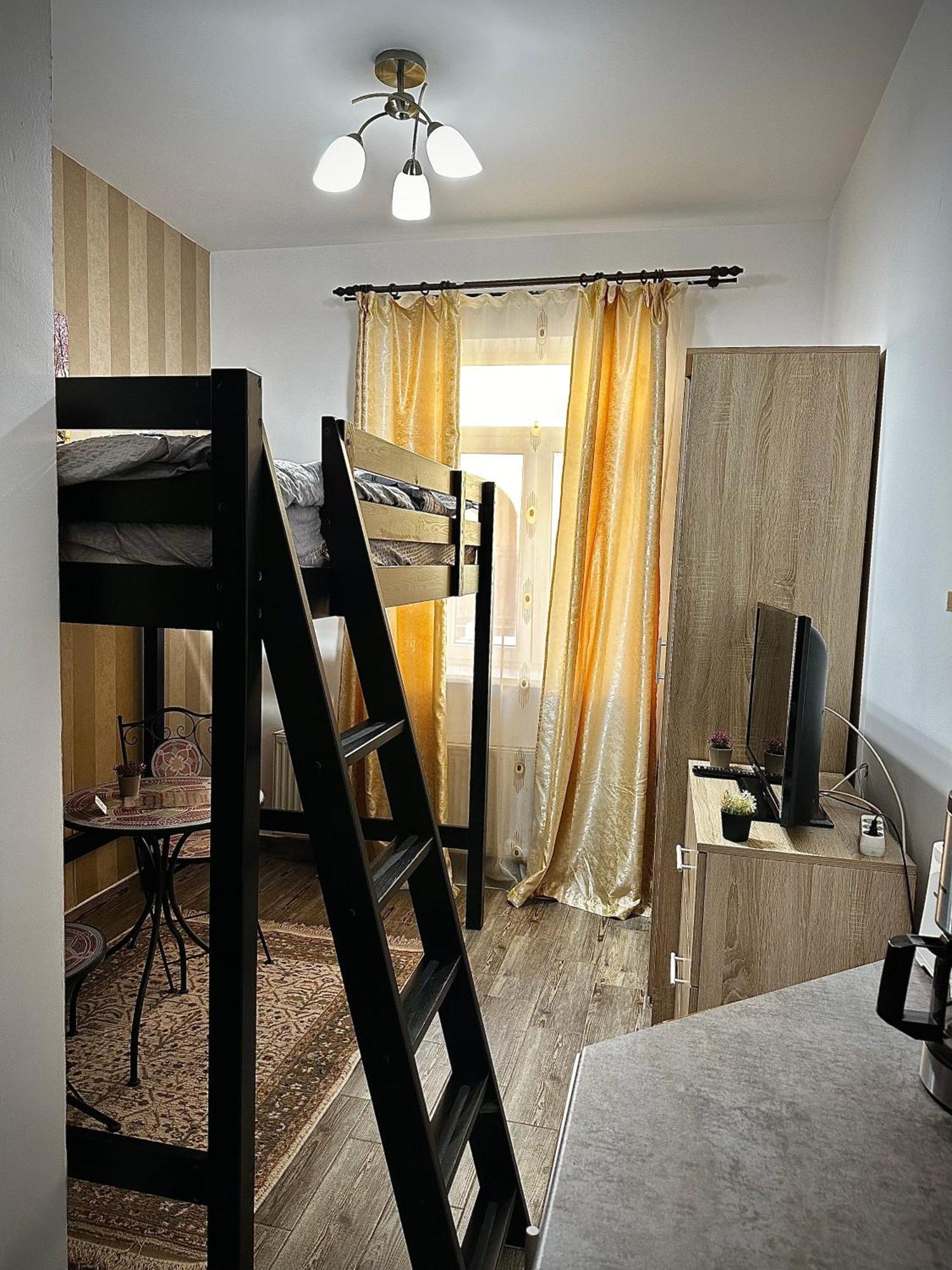 Ada'S Luxury Apartament&Studio - Old City Brașov Exterior foto